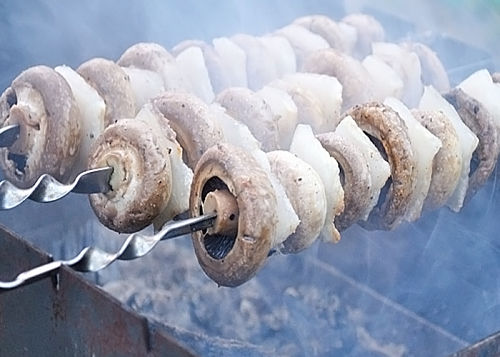 Шашлык из шампиньонов