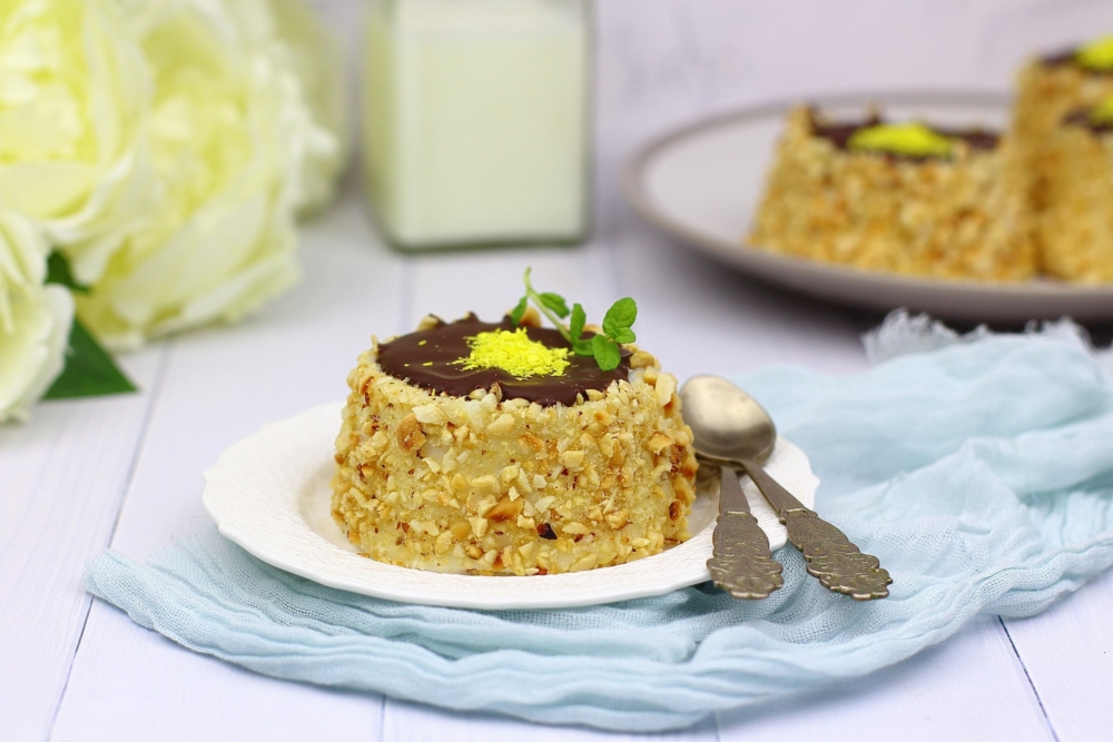 Молочное пирожное с арахисом и шоколадом | Меню недели